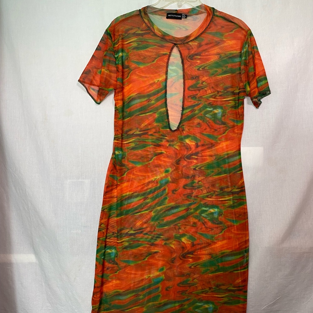 Prettylittlething Multicolor Swirl Dress